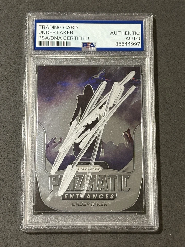 TARJETA AUTOGRAFIADA FIRMADA POR THE ENTERRADOR 2022 PANINI PRIZM WWE CERTIFICADA PSA/ADN Foto 1 de 2