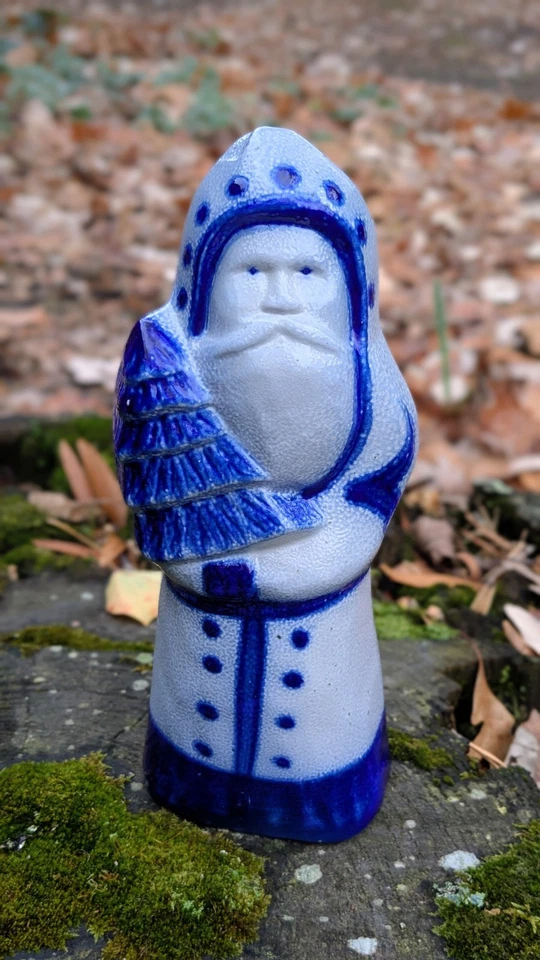 Cerámica Eldreth Papá Noel esmaltada con sal con árbol - gres azul y blanco firmado 1999 Foto 1 de 4