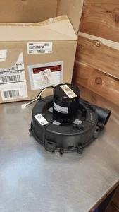 Lennox 83M56, LB94724H, G43UFG51MP-90 Combustion Blower Assy Fasco 7121-945O - Picture 1 of 9