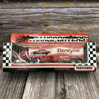 Dentyne Racing #87 Joe Nemechek 1993 Matchbox Super Star Transporters NASCAR Foto 1 de 4
