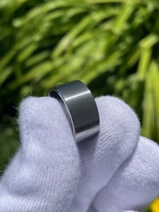 Schlichter breiter Ring, Herren oder Damen Titanband, auf Bestellung gefertigt, Satin - Bild 1 von 7