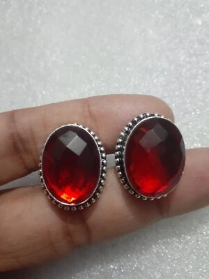 Gemelos étnicos hechos a mano de plata 925 con piedras preciosas granate de Mozambique Stnd. Foto 1 de 4