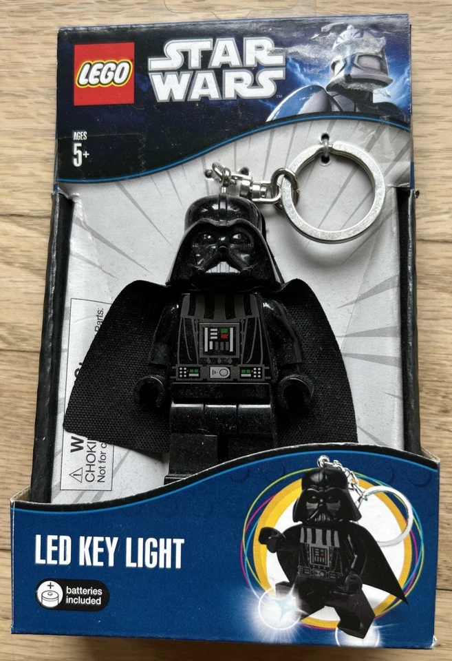 LEGO Star Wars Darth Vader Key Light (7)