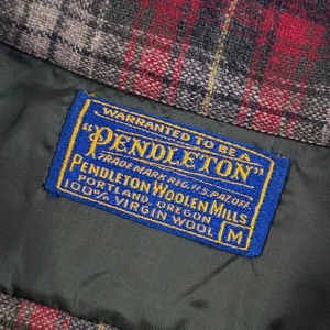 CAMISA DE TABLERO ORIGINAL PENDLETON 1962 VINTAGE Hombres 100% Lana Virgen Roja Cuadros MEDIANA - Imagen 1 de 18