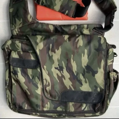 Bolso de pañales tipo papá lona verde ejército camuflaje bandolera mensajero táctico Foto 1 de 4