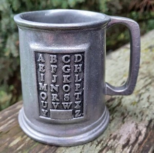 Taza de colección Wilton Armetale RWP PELTRE metal ABC alfabeto taza niños niños - Imagen 1 de 4