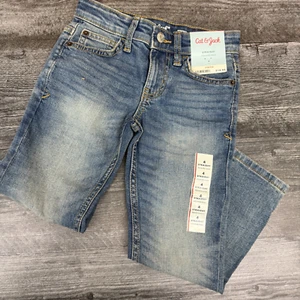 Cat & Jack Jeans Med Wash 4 Blue Straight Leg Relaxed Fit Adjustable Waist NEW - Picture 1 of 7