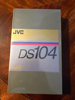全新 JVC DS104 专业金属录像带 104 分钟数字 S 格式 DS-104AU — 第 1/2 张图片