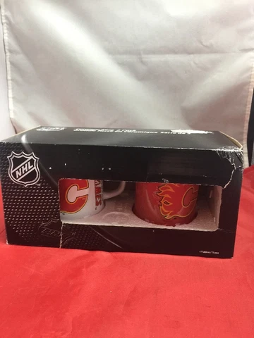 Calgary Flames 11oz Coffee Mug Gift Set NHL Hockey 2 Mugs New In Box Cover