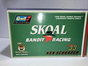 1998 Ken Schrader #33 Skoal Bandit Racing Chevrolet 1:24 NASCAR Revell NEW /5598 - Picture 1 of 6