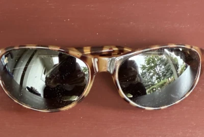 Bausch and Lomb W2435玳瑁太阳镜 — 第 1/4 张图片