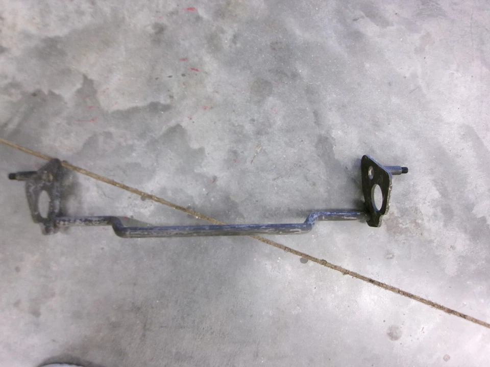 OEM HUSQVARNA AYP 532192138 REAR AXLE ASSEMBLY - Image 1 of 1