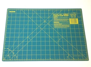 OLFA 12 x 18 Rotary Cutting Mat RM-CG Model #9880 - Picture 1 of 9
