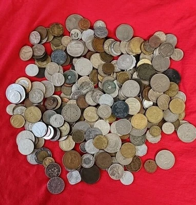 1 Pound Old Coins And Tokens DIFFERENT  COUNTRIES  Free Shipping  - Image 1 of 3