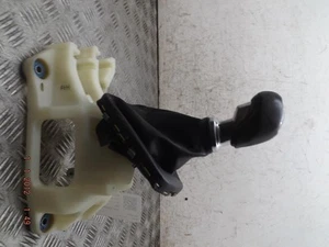 Hyundai I30 5 Speed Manual Gear Stick Shifter Selector Mk1 1.4 Petrol 2007-2012D - Picture 1 of 6