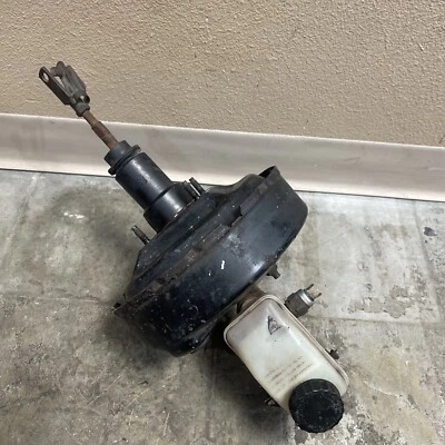 VW MK1 Early Brake Booster Jetta Rabbit Caddy Pick Up OEM Genuíno - Imagem 1 de 4