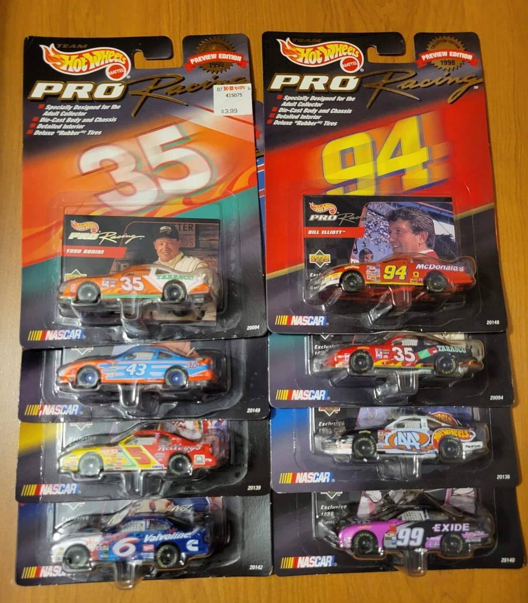 まとめ売り HotWHEELS ナスカーレーシング Hot Wheels Racing NASCAR Justice League KURT BUSCH 1:64 Scale