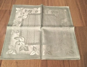 Napkins, a set of 5 polyester , blue/light green 13.5 x 13.5 new - Picture 1 of 4