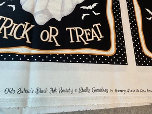 Halloween Henry Glass Olde Salem Black Hat Society panel tote bag Fabric 1 yd - Picture 1 of 5