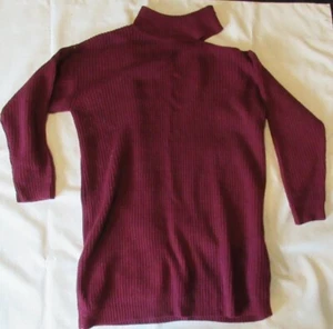 Vine & Love Burgundy Open Shoulder Knit Tunic Sweater size M - Picture 1 of 3