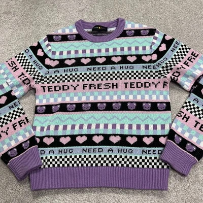 Suéter tejido a rayas frescas de peluche para mujer rayas moradas medianas corazones de oso abrazos Foto 1 de 4