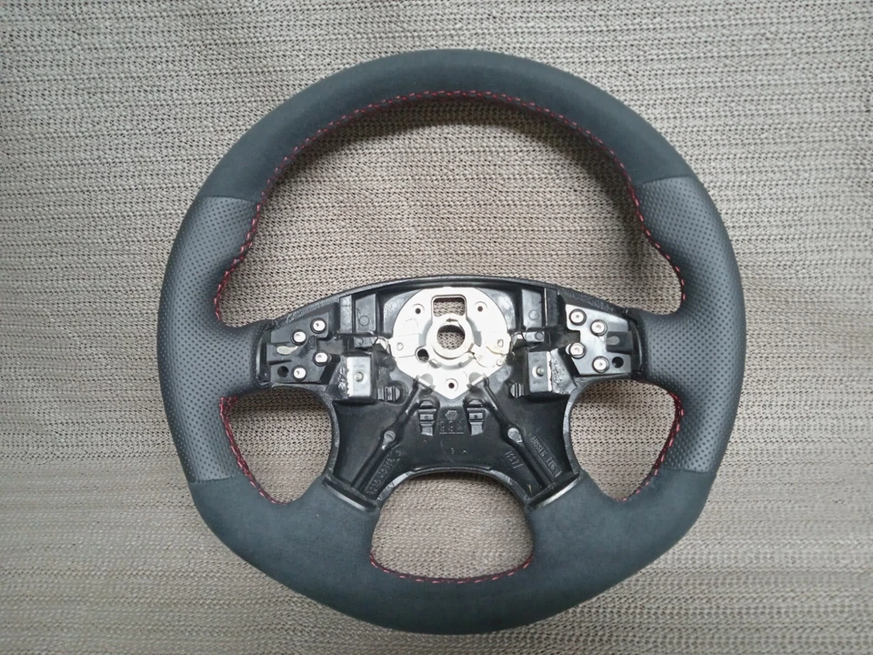 Sport Lenkrad VW Golf III 3 Polo 6N Passat B4   Neu Beziehen - Bild 1 von 1