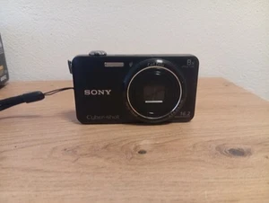 Sony DSC-WX80 Cyber-shot 16.2 MP 8x Optical Zoom Compact Digital Camera - Black - Bild 1 von 5