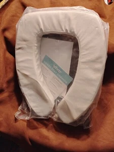  Cojín de asiento de inodoro Viven blanco tamaño estándar nuevo - Imagen 1 de 3