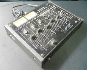Realistic Stereo Mixing Console Model 32-1200B Untested Good A1 - Picture 1 of 3
