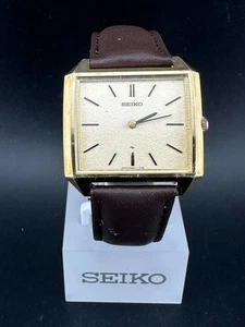 1976 Seiko Chariot Men's Gold Plated Case Manual Wind Gold Dial 33mm 2220-3340 - Foto 1 di 10