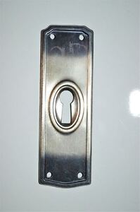 Oryginalny zabytkowy tłoczony stal płyta escutcheon dziurka na klucze skrzynia meble KP16
