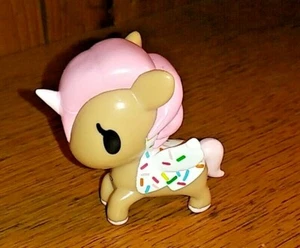 Just Play Plastic Unicorn 2" x 1.75" Figurine with White Jacket Pink Hair Tan - Picture 1 of 2
