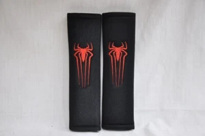 2 piezas (1 par) almohadillas bordadas para cinturón de seguridad Spiderman (rojas sobre almohadillas negras) - Imagen 1 de 1