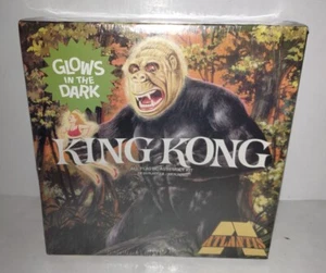 NEU Atlantis Bausatz Nr. A465 King Kong Glow in the Dark Plastikmodellbausatz im Maßstab 1:25 - Bild 1 von 9