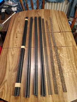 ATLAS HO CODE 100 SUPER FLEX TRACK 36" SECTION black ties nickel silver  30 pcs - Image 1 of 4