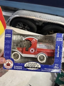 Gearbox: 1912 Ford Red Crown Gasoline Limited Edition Coin Bank 1:24 Scale - Picture 1 of 3