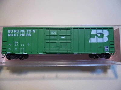 N - Roundhouse 8363 - 50' Boxcar, Burlington Northern 732312    LN  M-M couplers - Image 1 of 2