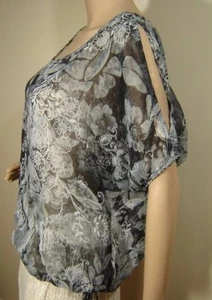 MUDD Blouse S M Oversize NWOT Sheer Gray Floral Print Cold Shoulder Short Sleeve - Picture 1 of 4