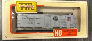 Zug Miniatur HO Scale Kit #8122 40’ Ton ARA Steel Reefer Pacific Fruit Ex Neu im Karton - Bild 1 von 3