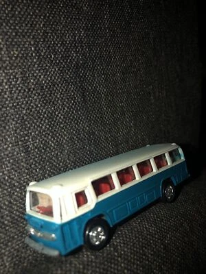 Tomy Tomica Mitsubishi Fuso Bus No. 41 Blue Made in Japan 1:156 - Image 1 of 3