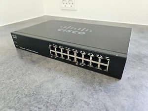 Commutateur Gigabit PoE Cisco 16 ports (SG110-16HP) - Photo 1/8