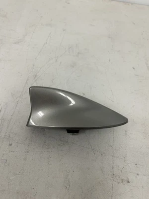 LEXUS IS250 IS350 2014-2020 techo aleta de tiburón antena unidad receptora conjunto OEM Foto 1 de 4