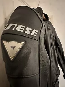 dainese leather suit 42 - Picture 1 of 11