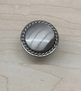 LIBERTY 1-1/8" Dia. Brushed Satin Nickel Rope Edged Cabinet Knob PN0293V-BSN-C - Picture 1 of 2