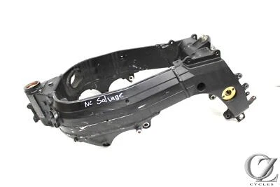 03-04 Suzuki GSXR1000 GSXR 1000 Main Frame Chassis SLVG - Image 1 of 4