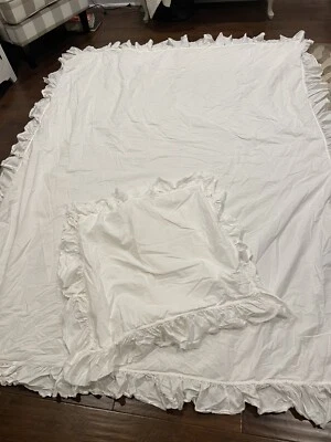 Pottery Barn Teen Organic Twin White Ruffle Duvet  With Euro Sham - Image 1 of 4