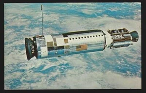 Gemini 12 Spacecraft Lovell Aldrin Kennedy Space Center Florida Unused Postcard - Picture 1 of 2