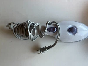 Rowenta Steam N Press  Steambrush Iron with Travel Case. Duel Voltage - Picture 1 of 6