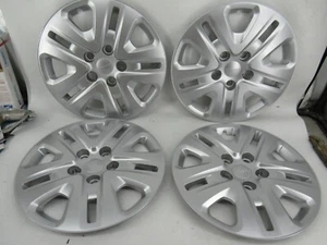 SET OF 4 Hubcap Dodge Caravan Journey Refinished 4726433AA OEM 17" Wheel Covers - Picture 1 of 1