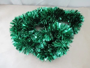 Thick Green Tinsel Strand - Picture 1 of 5